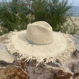 THE STRAW LEVANTE